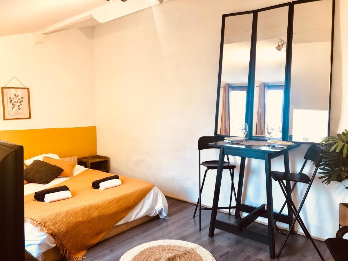 ニームCasa Amarilla Avec Exterieurアパートメント エクステリア 写真